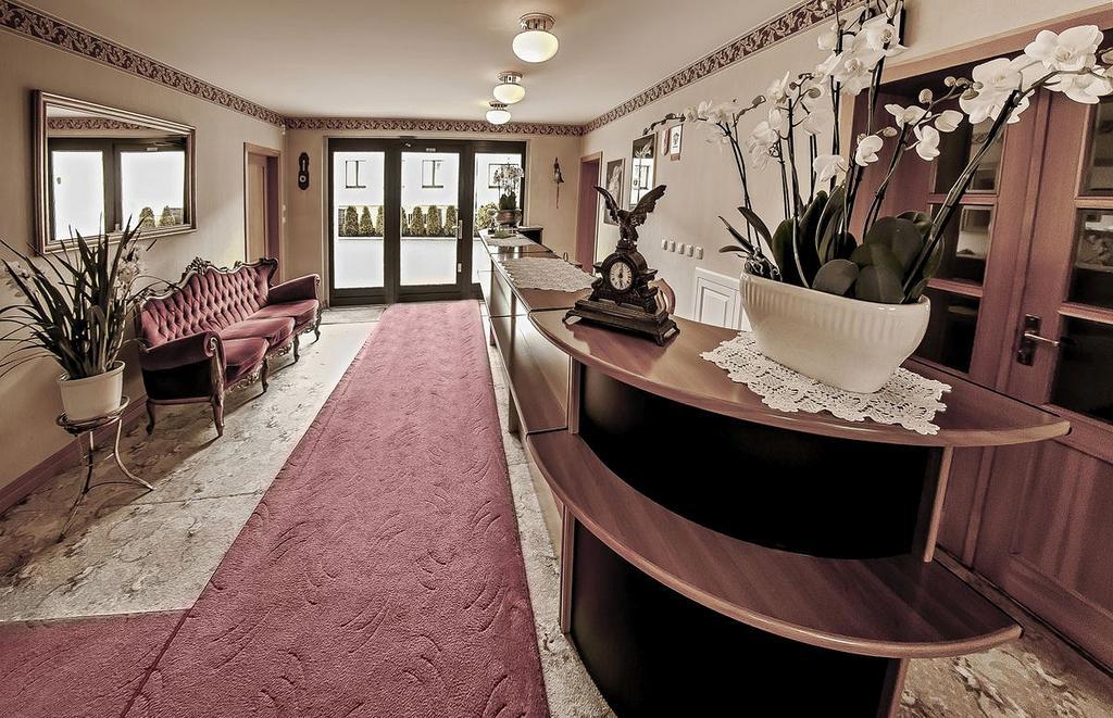 Palazzo Adler Bed & Breakfast Swarzędz Eksteriør bilde