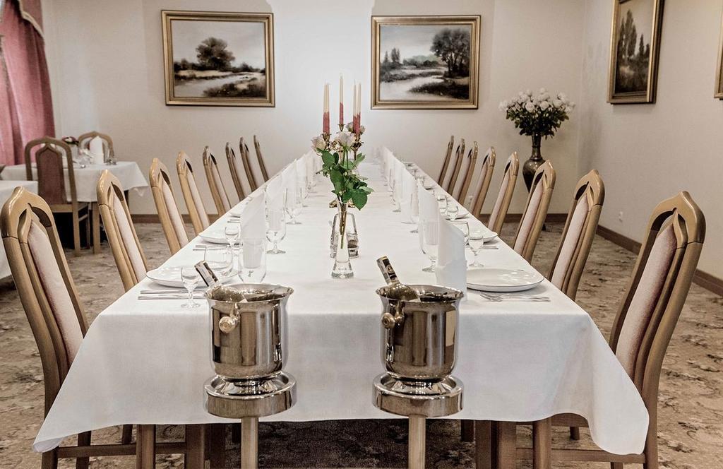 Palazzo Adler Bed & Breakfast Swarzędz Eksteriør bilde